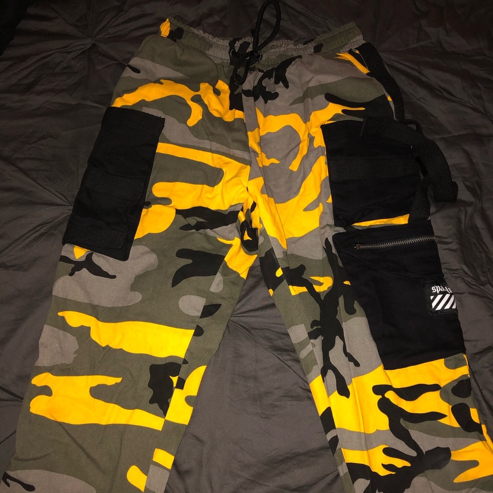 Black/yellow camouflage joggers